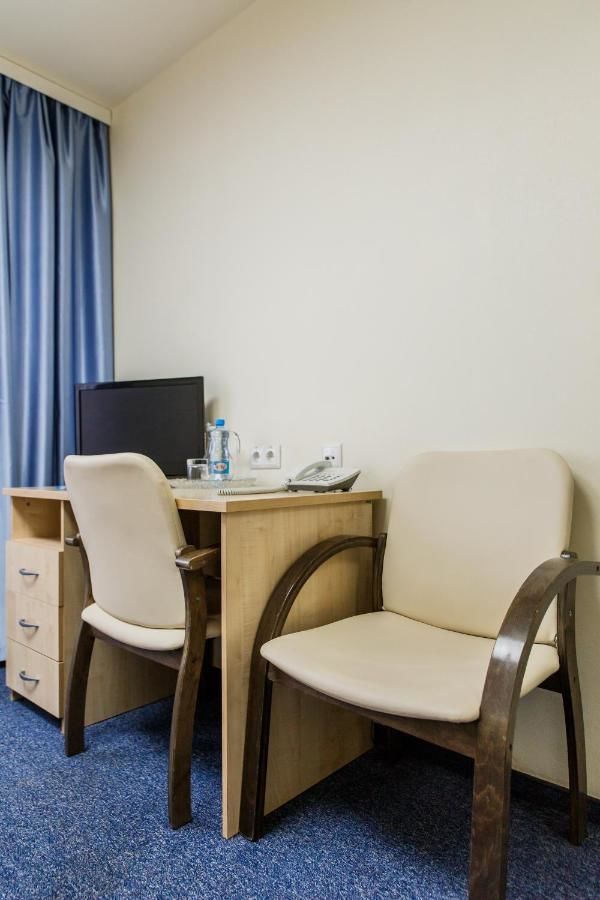 Отель East Time Hotel Минск-5