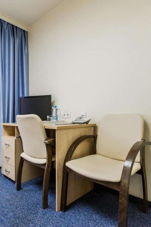 Отель East Time Hotel Минск-4